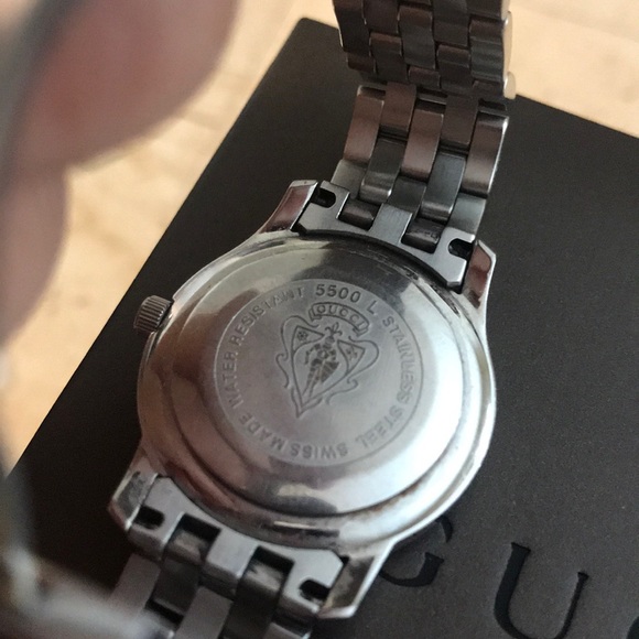 Authentic Gucci Stainless Steel w/ Diamonds Watch - Picture 5 of 6